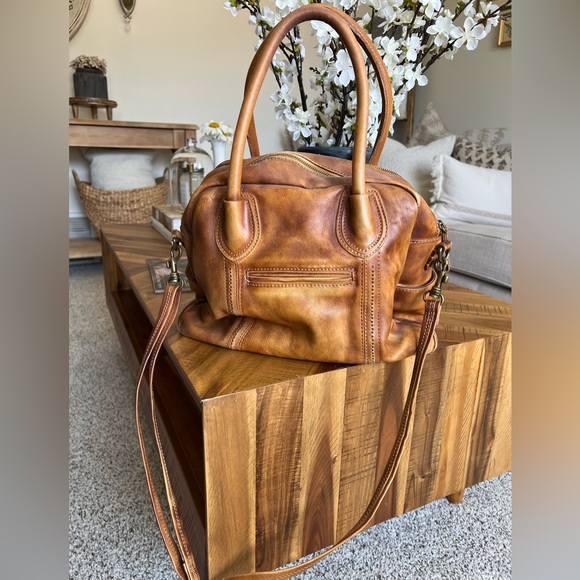 COPY - Old Trend Chestnut leather handbag with dust bag - Picture 2 of 6
